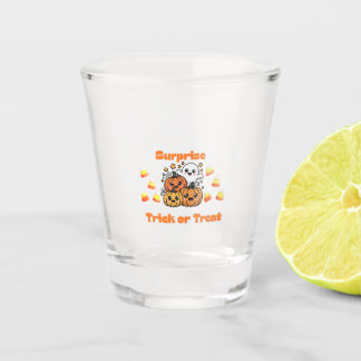 Verre A Shot Surprise Trick or Treat sur un verre à shot