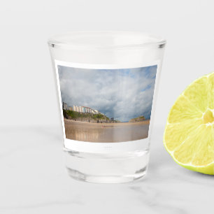 Verre A Shot Tenby