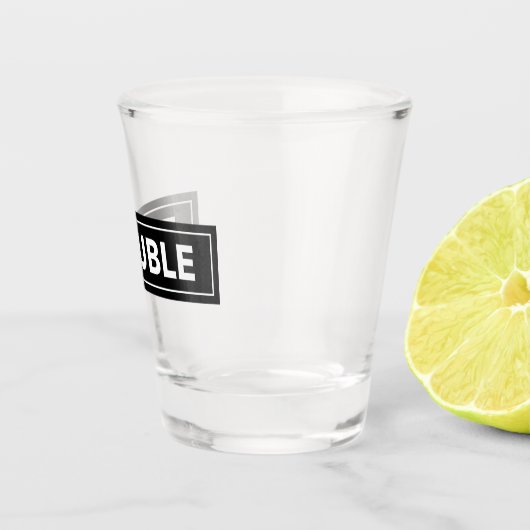 Verre A Shot TROUBLE Bold Block Design Shot Glass (Droite)