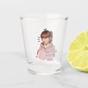 Verre A Shot Une femme forte ne va pas tarder