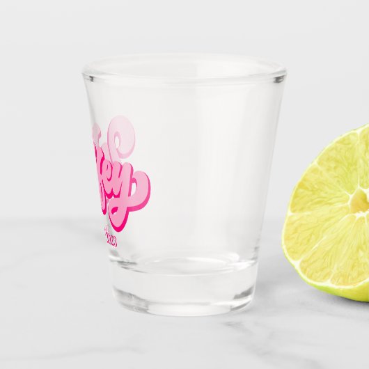 Verre A Shot Wifey Est Rose Retro. Année fiancée de mariée (Droite)