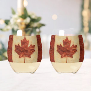 Verre À Vin Sans Pied Drapeau Canadien Sur L'Écorce De Birch Intérieur