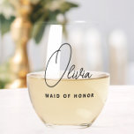 Verre À Vin Sans Pied Simple moderne, femme d'honneur personnalisée<br><div class="desc">Vous cherchez un cadeau chic, tendance, mais simple pour votre femme d'honneur et demoiselle d'honneur? Ces verres à vin sans tige de script moderne sont un cadeau pratique qu'ils peuvent utiliser même après votre jour de mariage! Tout le texte, y compris les noms de titre et de script, peut être...</div>