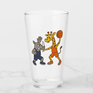 Verre Cartoon giraffe & rhino playing basketball