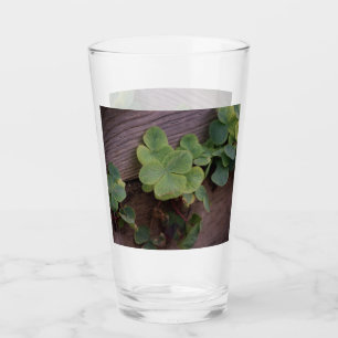 Verre Chanceux ou Déterminés ? Trèfles de la Saint-Patri