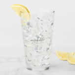 Verre Chic Meilleure femme d'accueil jamais nom personna<br><div class="desc">Élégant Chic Meilleure femme de chambre Ever Personnalisé Nom Script cadeau</div>