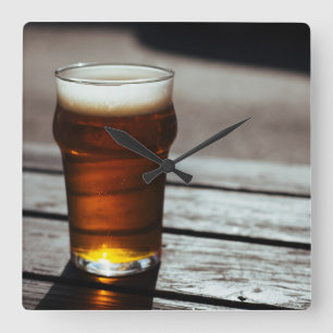 Verre de bière - Horloge murale Carré