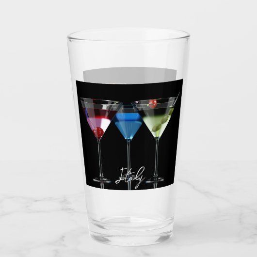 Verre Différents cocktails dans des lunettes à martini n (Devant)