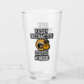 Verre Easily Distracted by Scotch and Music (Devant)