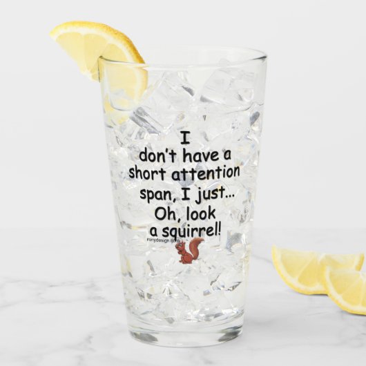 Verre Écureuil court de durée d'attention (Devant glace)