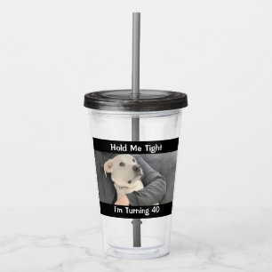 Verre En Acrylique Un mignon chien blanc effrayé pour devenir 40 Ann