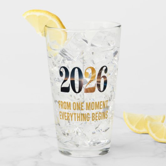 Verre Everything starts from a single moment. (Devant glace)