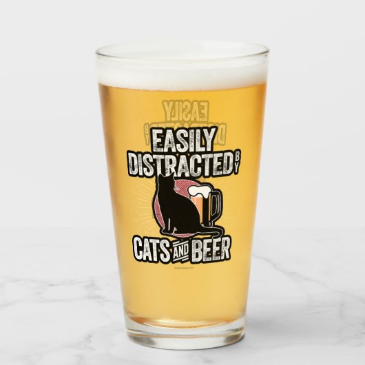 Verre Facilement distrait par les chats et la bière (Devant (rempli))