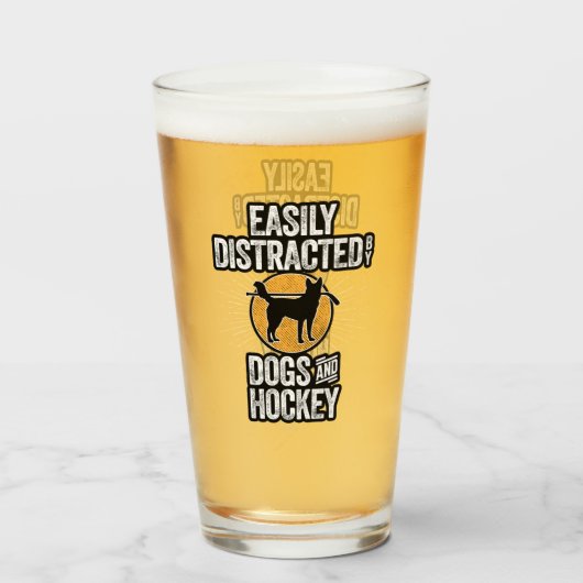 Verre Facilement distrait par les chiens et le hockey (Devant (rempli))