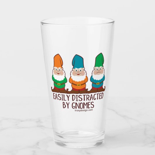 Verre Facilement distrait par les nomes (Devant)