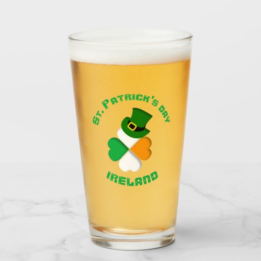 Verre Fête de la Saint-Patrick irlandaise personnalisée (Devant (rempli))