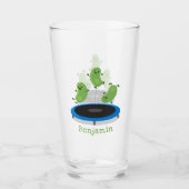 Verre Haricots verts mignons sur dessin animé trampoline (Devant)