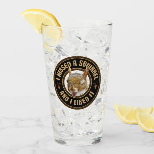 Verre J'ai embrassé un écureuil - drôle de parodie (Devant glace)