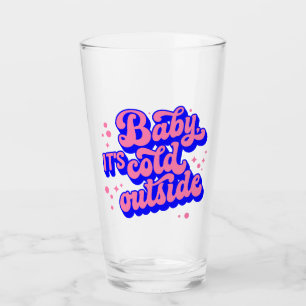 Verre Jouer bébé, c’est froid en hiver