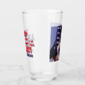 Verre Le président Trump embrasse le drapeau américain (Droite)