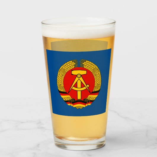 Verre Leipzig, DDR - Allemagne de l'Est (Devant (rempli))