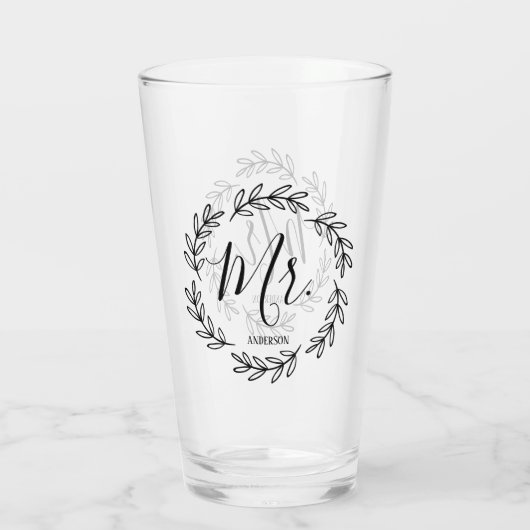 Verre M. étant assorti Monogram Wreath (Dos)