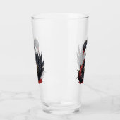 Verre Not Your Average Swan – Spikes, Skulls & Sass.  (Gauche)