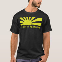 Verre Oosten die Essentiële T-Shirt opneemt