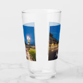 Verre Prato della Valle la nuit à Padova, Italie (Gauche)