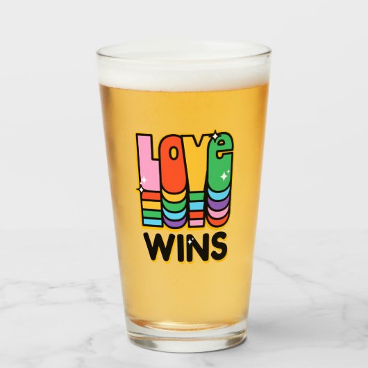 Verre Pride LGBTQ Loin remporte Rainbow Retro Typographi (Devant (rempli))