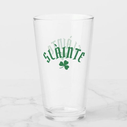 Verre SLÀINTE Funny Irish St. Patrick's Day Clover vert (Dos)