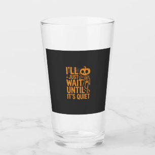 Verre Squelette drôle d'Halloween en attente de concepti