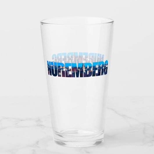 Verre Texte de Nuremberg composé d'une vue de la vieille (Devant)