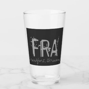 Verre Typographie de l'aéroport FRA Francfort Allemagne