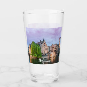 Verre Vieille ville de Bruges et tour du Beffroi