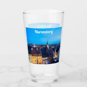 Verre Vue sur la vieille ville de Nuremberg la nuit