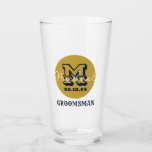 Verre Western Cowboy Rustic Groomsmen Nom Monogramme<br><div class="desc">Cadeaux personnalisés pour les groomsmen avec thème western cowboy. Décoré de casquette de cowboy avec police vintage occidentale. Le texte et la couleur sont modifiables à l'aide de l'outil de conception pour s'adapter à votre occasion. Obtenez ce cadeau de personnaliser pour les mariages, les célibataires, les fiançailles ou toute autre...</div>
