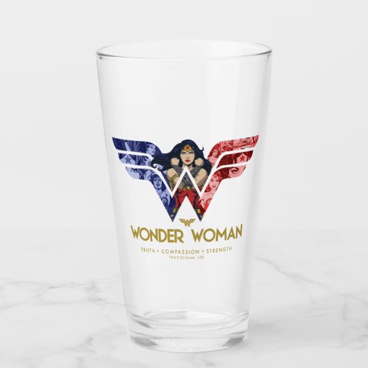 Verre Wonder Woman Crossed Arms dans le logo collage (Devant)