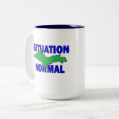 VERS LE HAUT de la tasse SNAFU (Devant gauche)