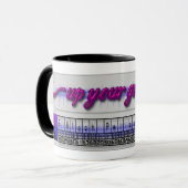 Vers le haut de votre tasse de cannelure (Devant gauche)