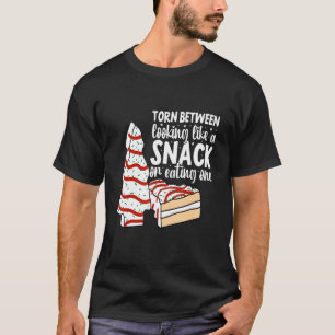 Verscheurd tussen eruitzien als een snack en er ee t-shirt