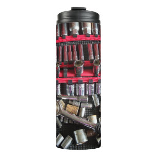 Verschillende sockets in een thermische droogtromm thermosbeker