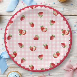 Verse aardbei met roze gingham patroon papieren bordje