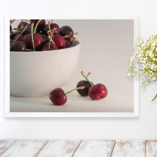 Verse Kom Met Rode Kersen In Gedempte Tinten Fruit Poster