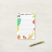 Verse maaltijdplanning op de kweeklijst van verse post-it® notes (Op bureau)