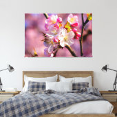 Verse Sakura-bloemen in de tuin in Springtime Canvas Afdruk (Insitu (Slaapkamer))