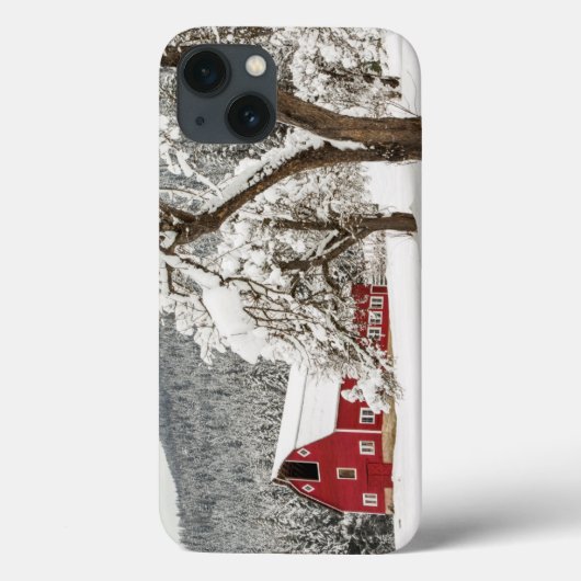 Verse sneeuw op rode schuur Case-Mate iPhone case (Achterkant)