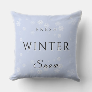 Verse wintersneeuw met sneeuw kussen