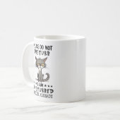 Verstoorde kat koffiemok (Voorkant links)