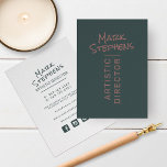 Vert Dusty moderne Simple main Lettré minimaliste<br><div class="desc">Audacieux, unique et tendance avec ses couleurs et son design vert poussiéreux et en terre cuite, ce carte de visite moderne et simple est facile à personnaliser, et comprend des informations de contact sur les médias sociaux et de poignée sur le dos. Copyright Anastasia Designs, tous droits réservés. Contacter le...</div>